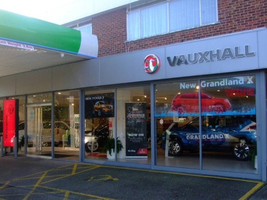 WJ King Vauxhall Farningham - Vauxhall Dealership in Farningham