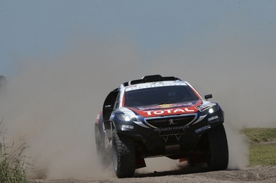 Peterhansel shows the potential of the Peugeot 2008 DKR in the Dakar dunes
