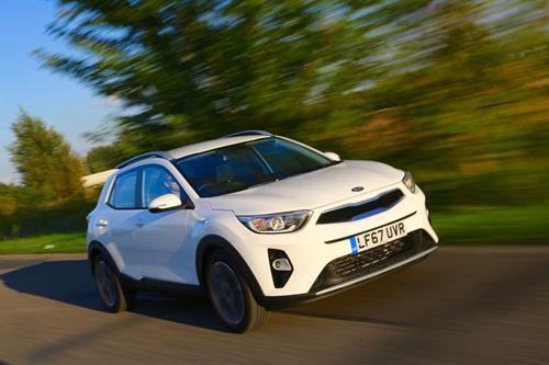 KIA REVEALS PRICING AND SPECIFICATION FOR ALL-NEW STONIC CUV 