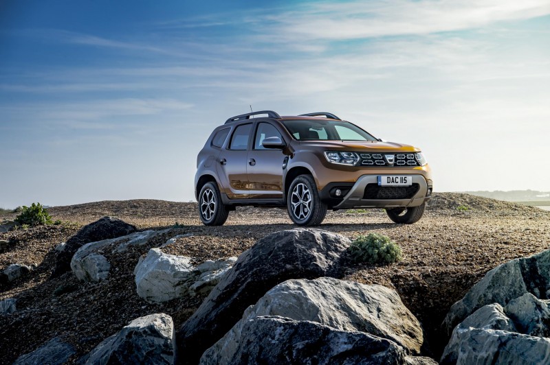 NEW TCe PETROL ENGINES AND UPDATED MULTIMEDIA SYSTEM FOR DACIA