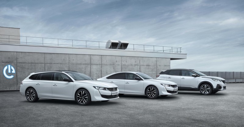 RESERVATIONS OPEN FOR FOUR NEW PEUGEOT PLUG-IN HYBRIDS 